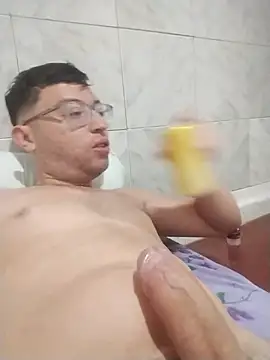 Snapshot of Malvadoo25 chatting on September 30, 2025, 7:14 am Malvadoo25 online show from September 30, 2025, 7:14 am