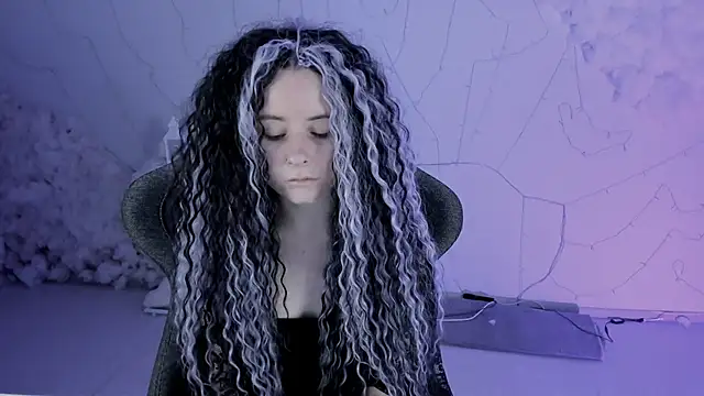 Snapshot of LexiWenford chatting on March 18, 2025, 2:51 am LexiWenford online show from March 18, 2025, 2:51 am