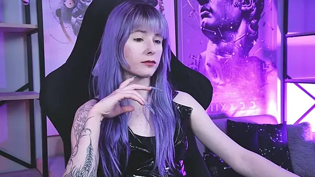 LexiWenford online show from January 14, 2026, 3:21 am