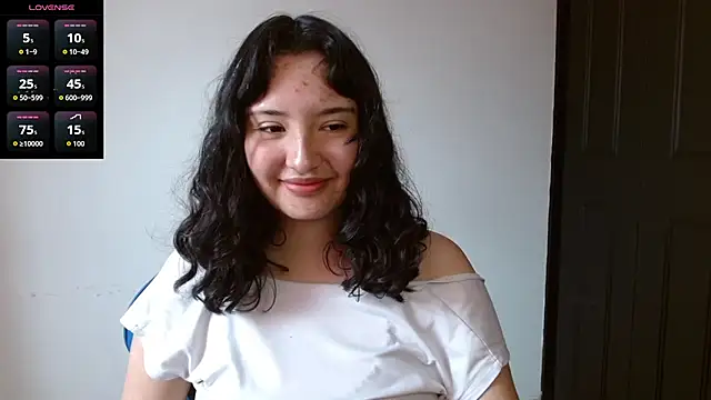 Snapshot of alexaa08 chatting on June 26, 2026, 4:02 pm alexaa08 online show from June 26, 2026, 4:02 pm