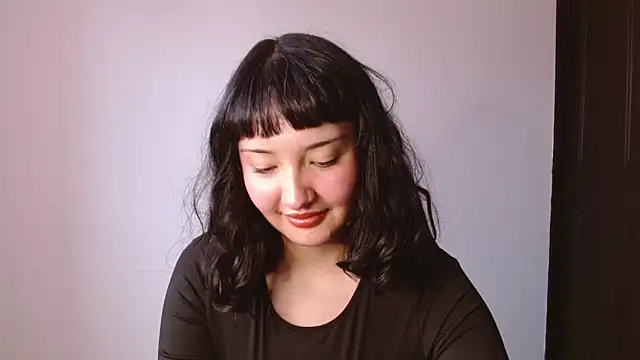 alexaa08 online show from April 1, 2026, 9:23 pm