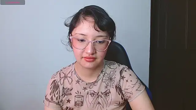 Snapshot of alexaa08 chatting on February 3, 2026, 12:43 pm alexaa08 online show from February 3, 2026, 12:43 pm