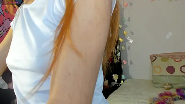 kittyzenn online show from October 11, 2025, 2:40 pm