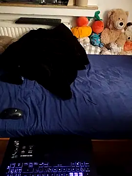 Dennis 2024 online show from September 8, 2025, 5:01 pm