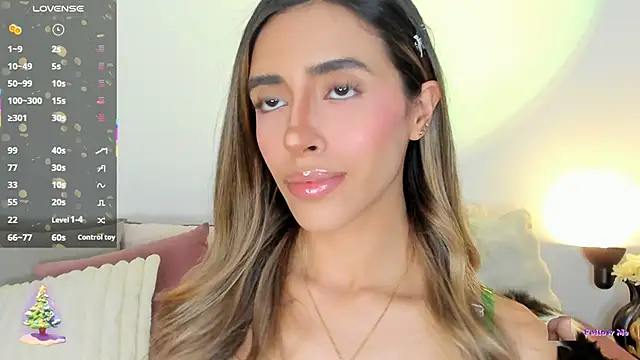 Snapshot of StormiRusso chatting on January 11, 2026, 1:56 am StormiRusso online show from January 11, 2026, 1:56 am