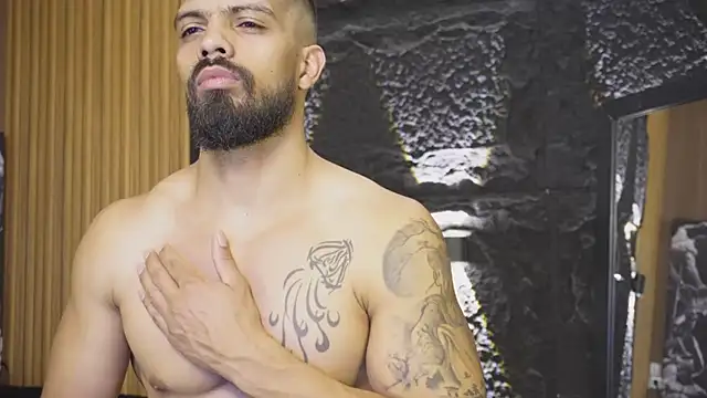 DannSaenz online show from October 2, 2025, 1:58 pm