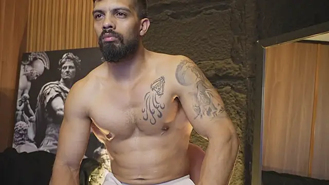 DannSaenz online show from October 1, 2025, 1:00 am