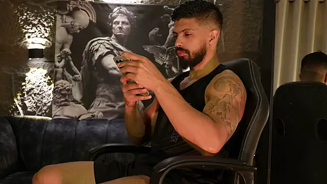 Snapshot of DannSaenz chatting on February 22, 2026, 11:56 am DannSaenz online show from February 22, 2026, 11:56 am