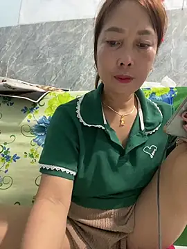 Linaannn online show from March 2, 2026, 11:55 pm