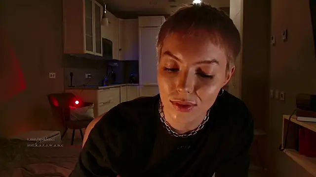 Snapshot of spiklencii chatting on November 10, 2025, 2:33 pm spiklencii online show from November 10, 2025, 2:33 pm