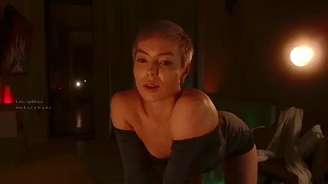 Snapshot of spiklencii chatting on November 17, 2025, 4:11 pm spiklencii online show from November 17, 2025, 4:11 pm