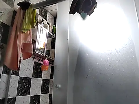 Snapshot of Binhosex2024 chatting on October 18, 2025, 4:53 pm Binhosex2024 online show from October 18, 2025, 4:53 pm