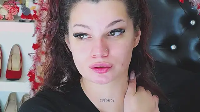 Snapshot of Allisonn223 chatting on December 18, 2025, 1:48 pm Allisonn223 online show from December 18, 2025, 1:48 pm