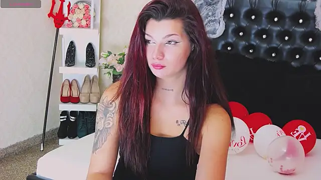 Snapshot of Allisonn223 chatting on November 2, 2025, 1:27 pm Allisonn223 online show from November 2, 2025, 1:27 pm