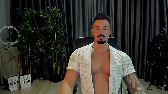 HaydenSpearss online show from November 8, 2025, 7:56 am