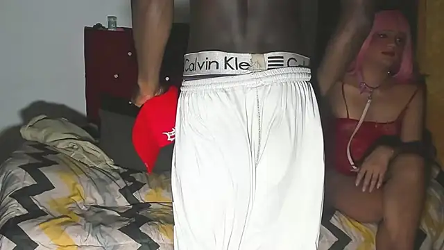 Snapshot of blackWhite_hot chatting on September 17, 2025, 11:01 am blackWhite hot online show from September 17, 2025, 11:01 am