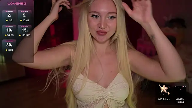 Snapshot of LunaLissa chatting on September 21, 2025, 1:38 pm LunaLissa online show from September 21, 2025, 1:38 pm