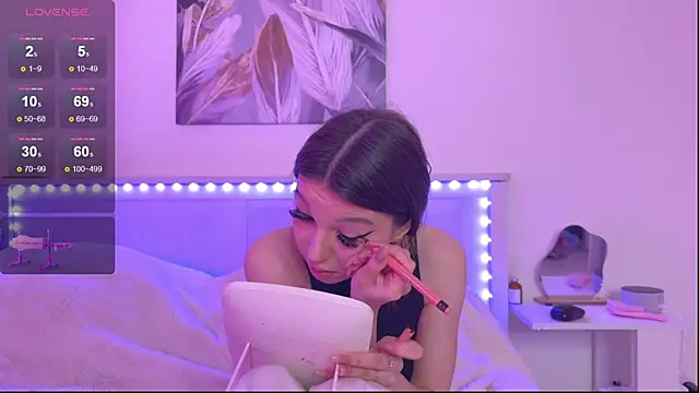 Veronica leal online show from October 7, 2025, 8:37 am