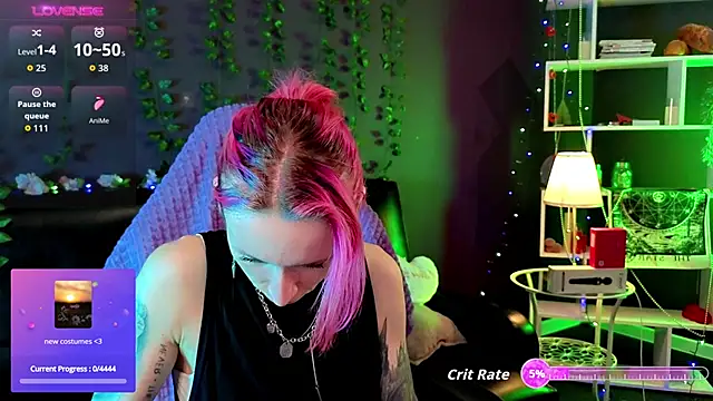  HelenCarter online show from October 10, 2025, 8:09 pm