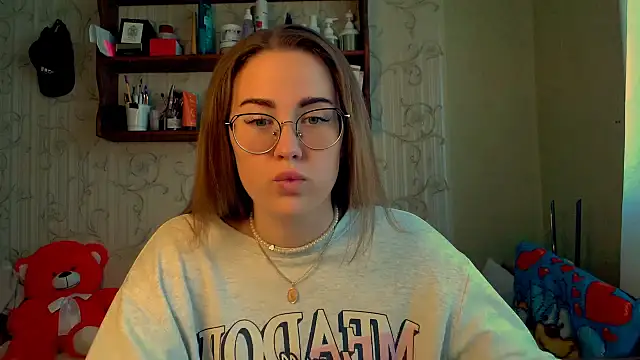 Snapshot of luxie_milady chatting on October 20, 2025, 8:59 am luxie milady online show from October 20, 2025, 8:59 am