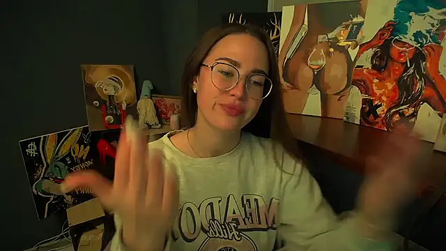 luxie milady online show from April 9, 2026, 12:44 pm