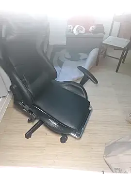 Snapshot of uniquechina69 chatting on February 27, 2025, 5:29 am uniquechina69 online show from February 27, 2025, 5:29 am