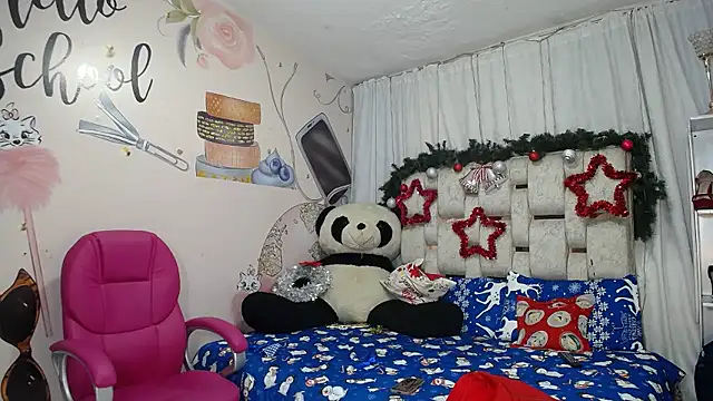 EMMA SWEETT1 online show from January 9, 2026, 12:34 pm