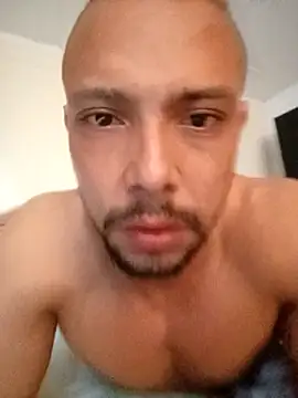 Snapshot of Thiago_Summers chatting on February 7, 2026, 12:13 pm Thiago Summers online show from February 7, 2026, 12:13 pm