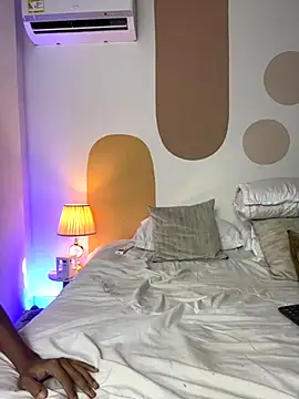 Snapshot of VictoriaRoss1 chatting on September 23, 2025, 9:44 pm VictoriaRoss1 online show from September 23, 2025, 9:44 pm