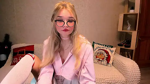 BoysLoveBlondee online show from January 15, 2025, 4:43 pm