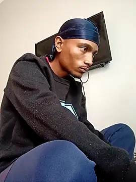 slimmydaddy69 online show from April 17, 2026, 9:23 am