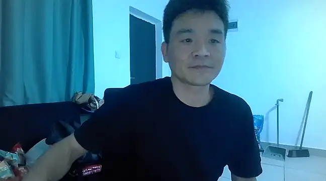 Snapshot of kisstoyousoon2024 chatting on March 16, 2025, 6:44 pm kisstoyousoon2024 online show from March 16, 2025, 6:44 pm