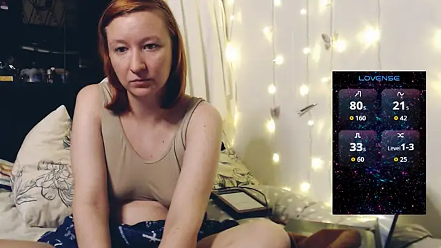 Snapshot of licentia__poetica chatting on November 7, 2025, 11:52 pm licentia poetica online show from November 7, 2025, 11:52 pm