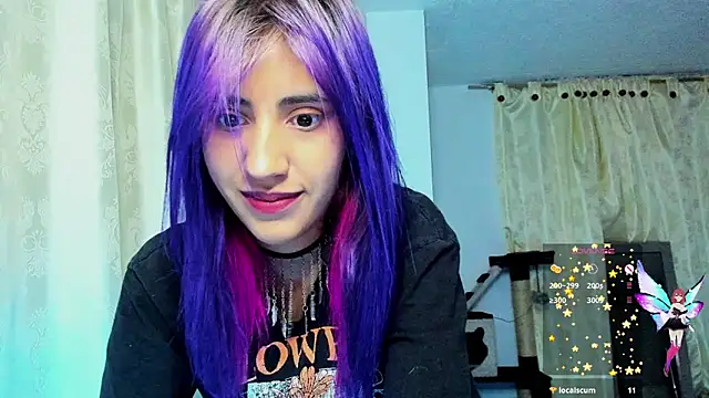 Snapshot of linnie_ chatting on December 2, 2024, 6:47 am linnie  online show from December 2, 2024, 6:47 am