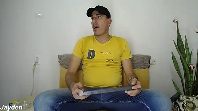 jayydenandjacob online show from November 24, 2025, 6:52 pm