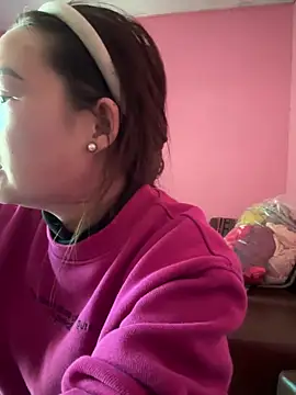 Snapshot of Hellen_111 chatting on March 3, 2025, 7:13 am Hellen 111 online show from March 3, 2025, 7:13 am