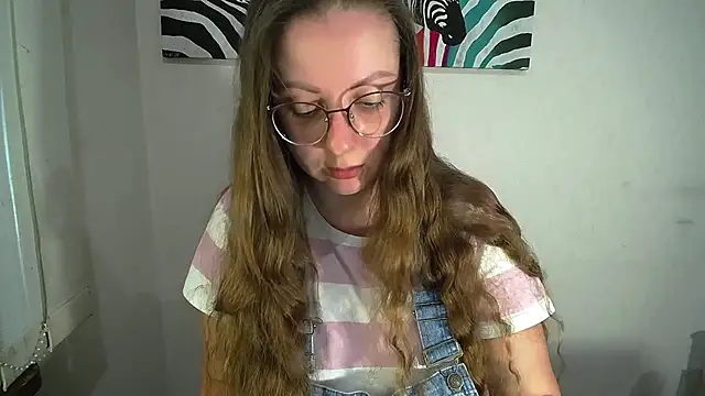 Snapshot of _Annabelle_Lee chatting on June 18, 2026, 6:45 am Annabelle Lee online show from June 18, 2026, 6:45 am