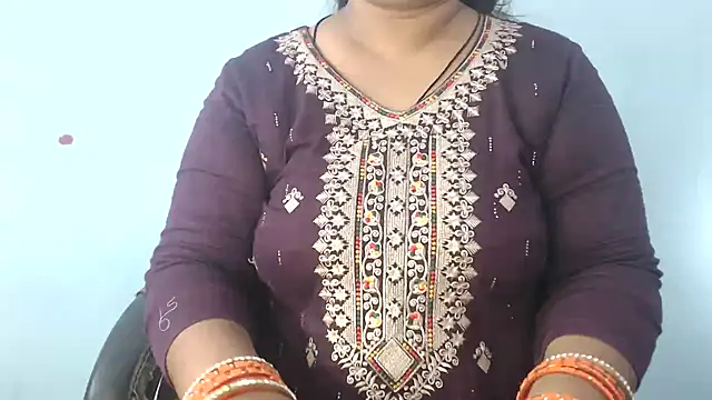 Snapshot of sapna-ji chatting on October 31, 2025, 5:59 am sapna-ji online show from October 31, 2025, 5:59 am