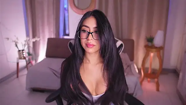 Snapshot of Sara_albrecht chatting on February 12, 2025, 12:44 pm Sara albrecht online show from February 12, 2025, 12:44 pm