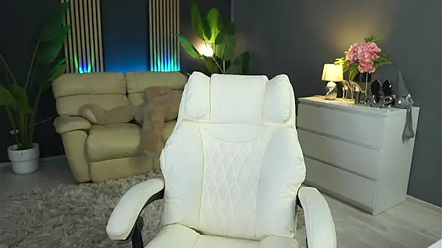 Snapshot of SweetBlondy35 chatting on February 18, 2026, 5:31 pm SweetBlondy35 online show from February 18, 2026, 5:31 pm