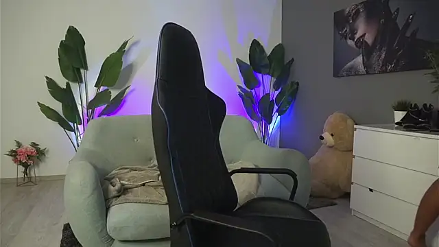 Snapshot of SweetBlondy35 chatting on January 29, 2025, 8:04 pm SweetBlondy35 online show from January 29, 2025, 8:04 pm