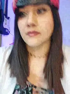 Snapshot of ItsNaiixa chatting on February 16, 2025, 10:33 pm ItsNaiixa online show from February 16, 2025, 10:33 pm