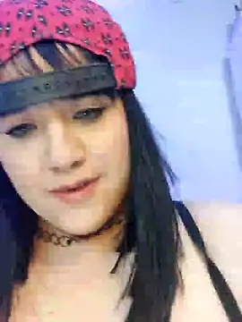 Snapshot of ItsNaiixa chatting on January 19, 2025, 2:36 am ItsNaiixa online show from January 19, 2025, 2:36 am
