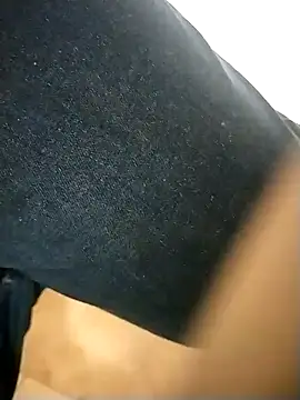 lobito1997 online show from February 8, 2025, 1:11 am