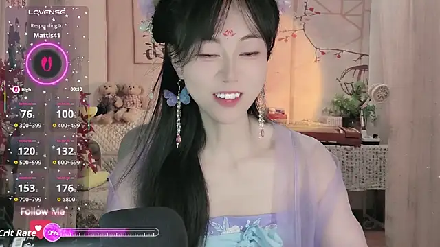 Lisa-s online show from October 2, 2025, 12:25 am