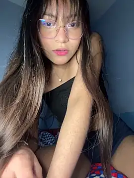 Lily candy X online show from December 7, 2024, 6:05 am