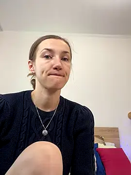 Snapshot of KateRedgar chatting on September 30, 2025, 1:06 pm KateRedgar online show from September 30, 2025, 1:06 pm