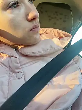 Snapshot of KateRedgar chatting on November 14, 2025, 7:45 am KateRedgar online show from November 14, 2025, 7:45 am