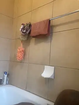 Moorella1 online show from October 20, 2025, 8:37 am