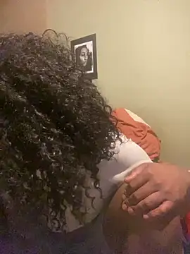 Moorella1 online show from February 24, 2026, 6:20 pm